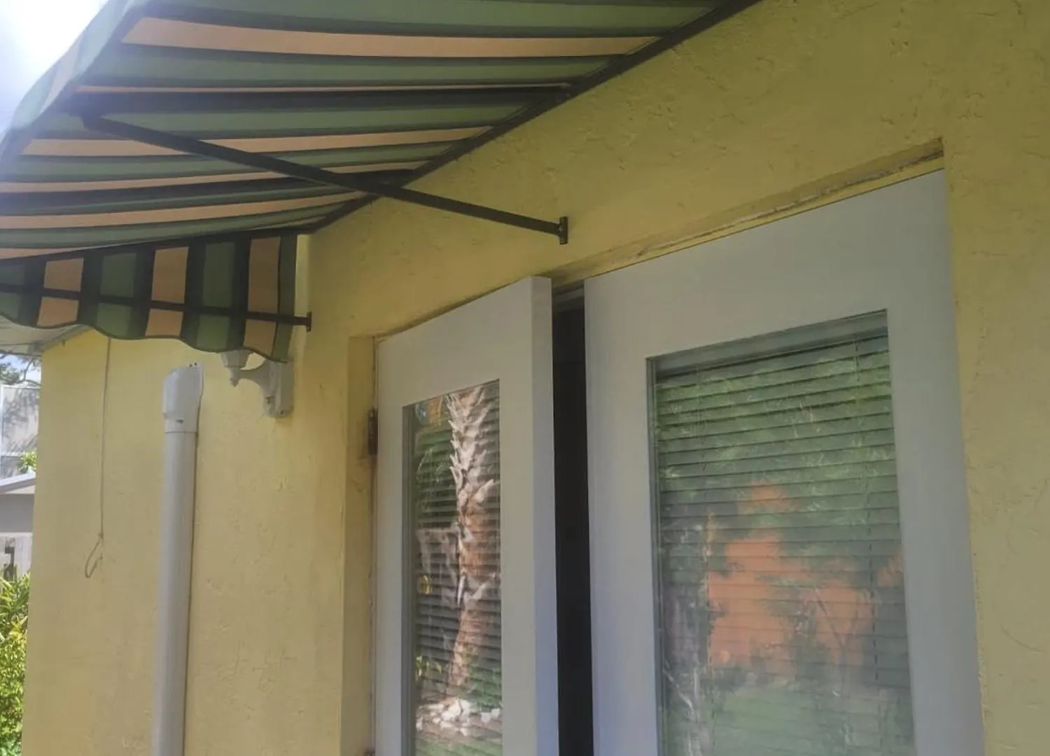 Apartment ~ Cozy In-law Close To Siesta Key ~