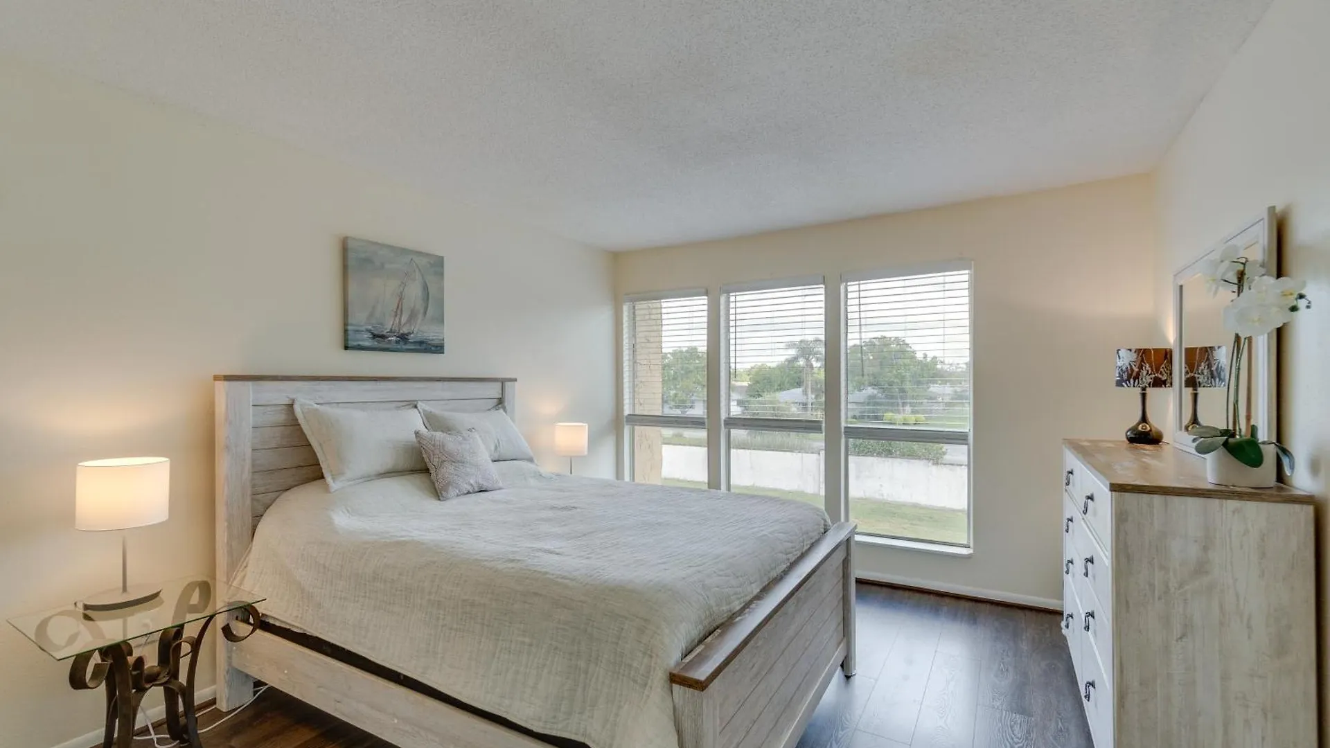 Apartment Updated Sienna Park - 4 Miles To Siesta Key! Sarasota