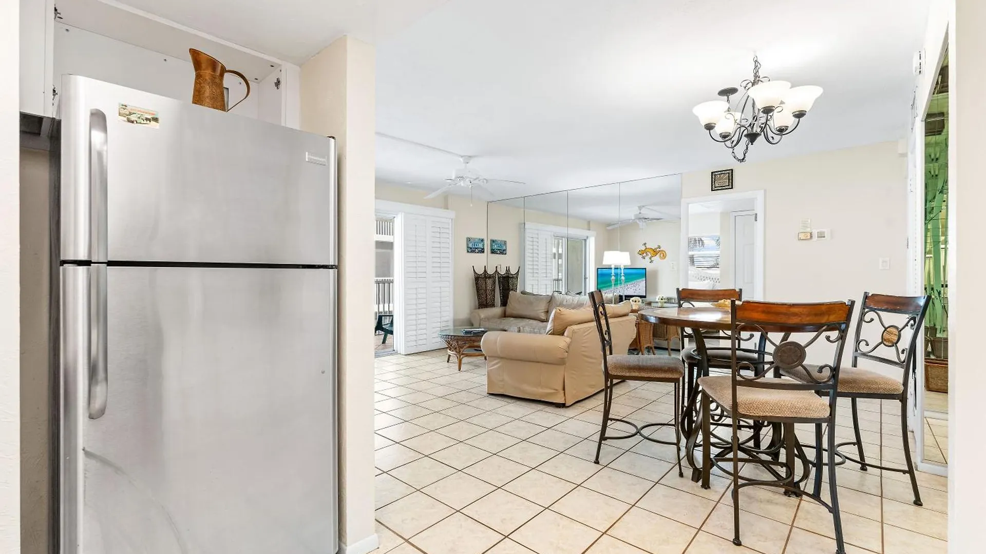 Crescent Arms Apartment