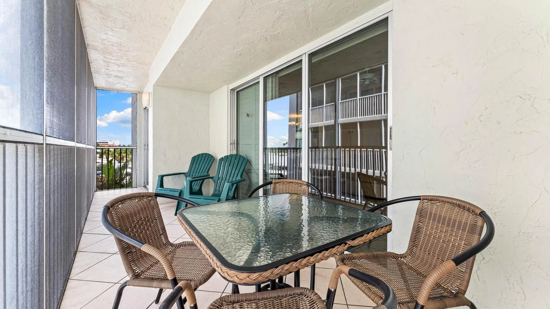 Crescent Arms Apartment Sarasota