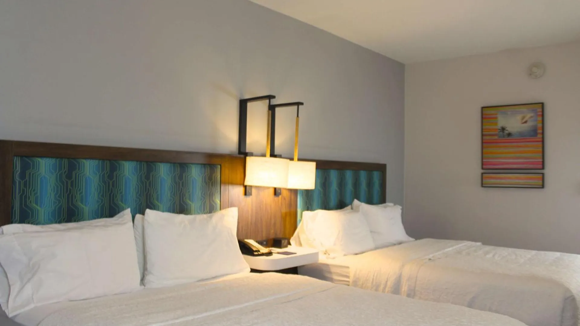 Hampton & / Bradenton - Airport Hotel 3*