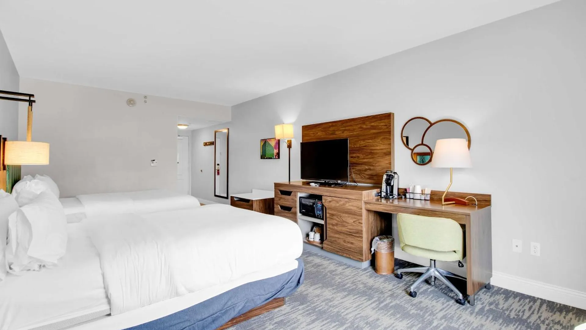 Hampton & / Bradenton - Airport Hotel