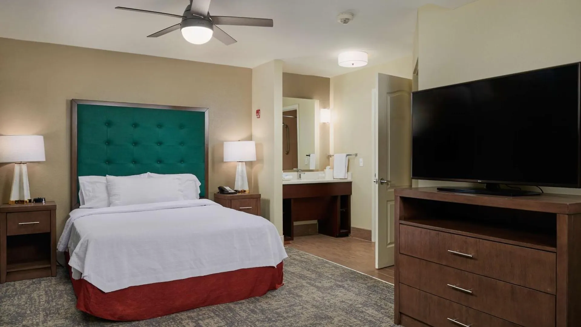 Hotel Homewood By Hilton Sarasota