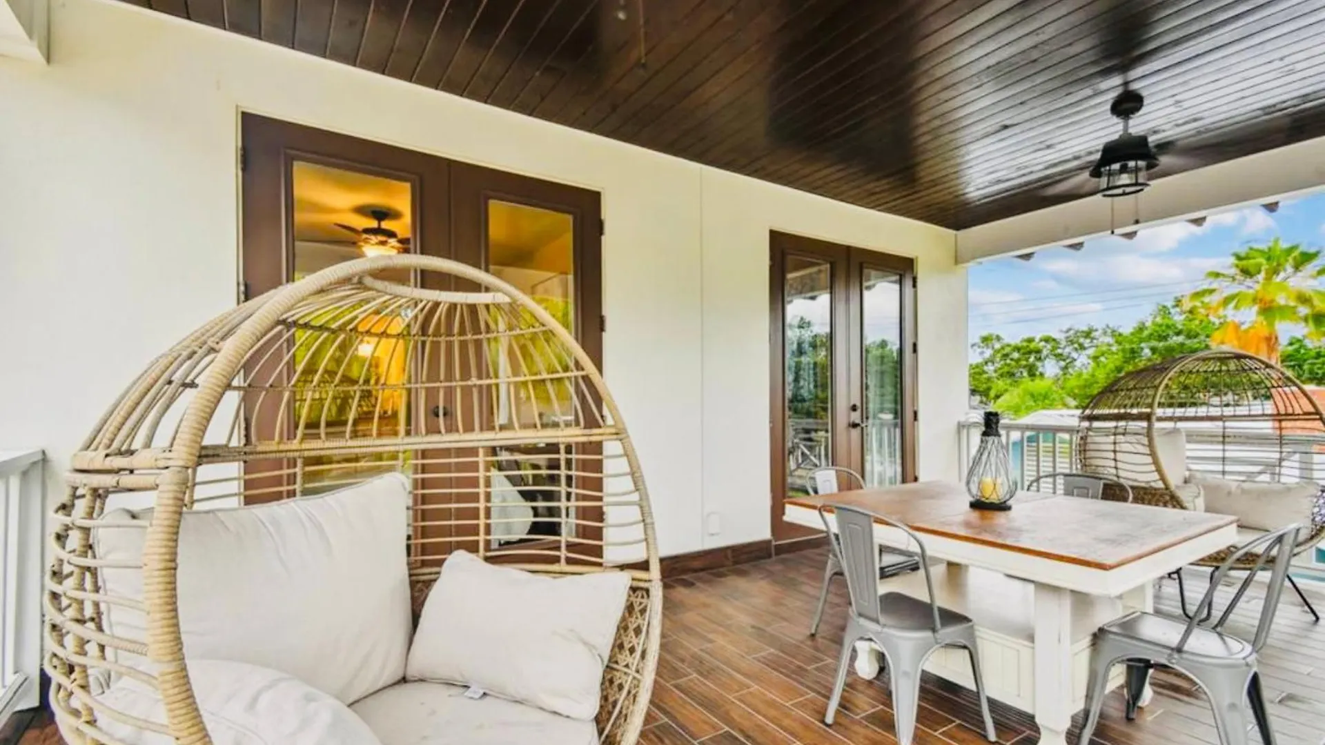 Downtown Pet-friendly @ The Park Home-635 Holiday home Sarasota