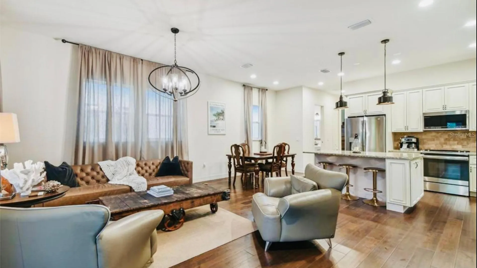 Downtown Pet-friendly @ The Park Home-635 Holiday home *