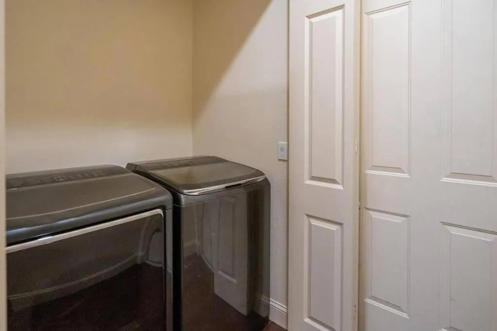 Downtown Pet-friendly @ The Park Home-635