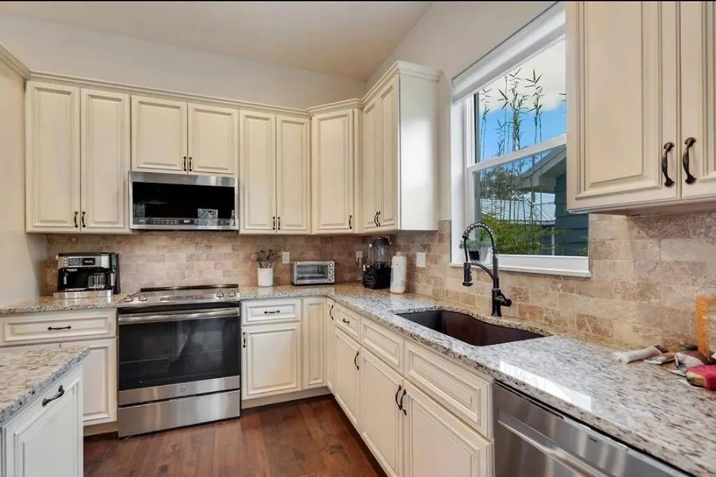 Holiday home Downtown Pet-friendly @ The Park Home-635 Sarasota