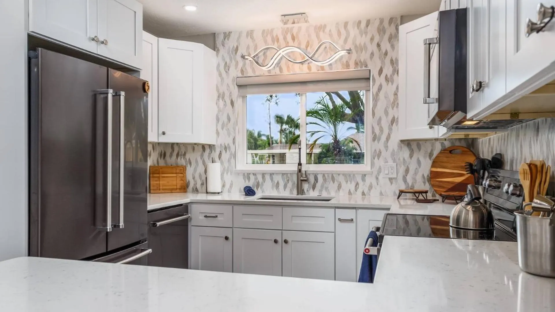 Private 2 Miles From Siesta Key