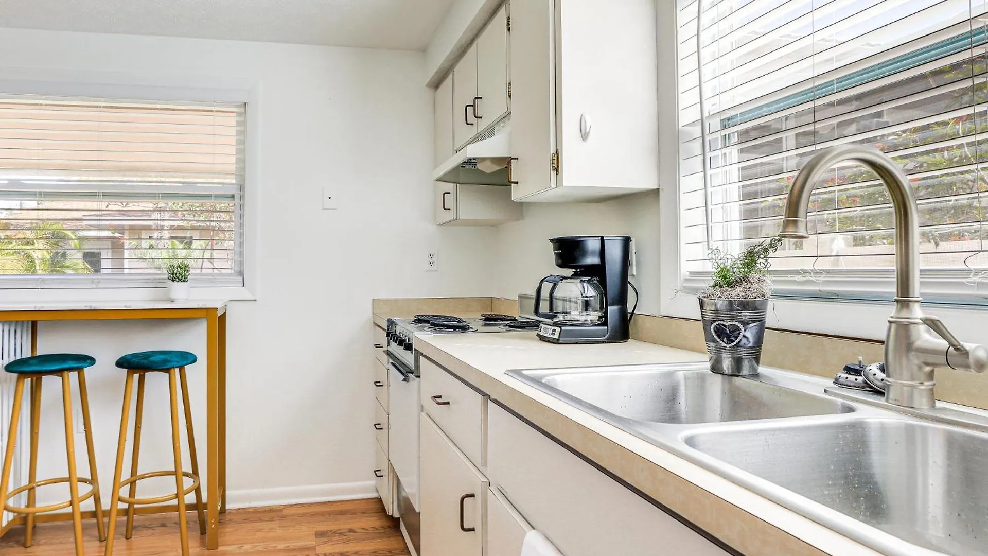 Inviting 5 Mi To Access! Holiday home