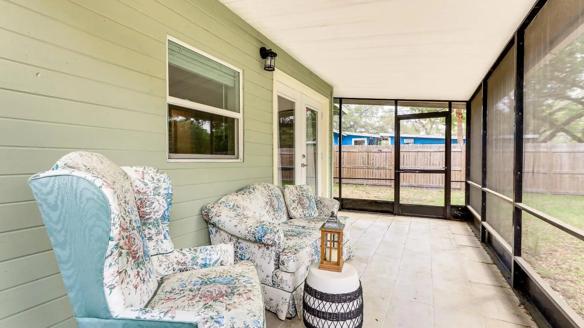 Idyllic With Yard 2 Mi To Beach! *
