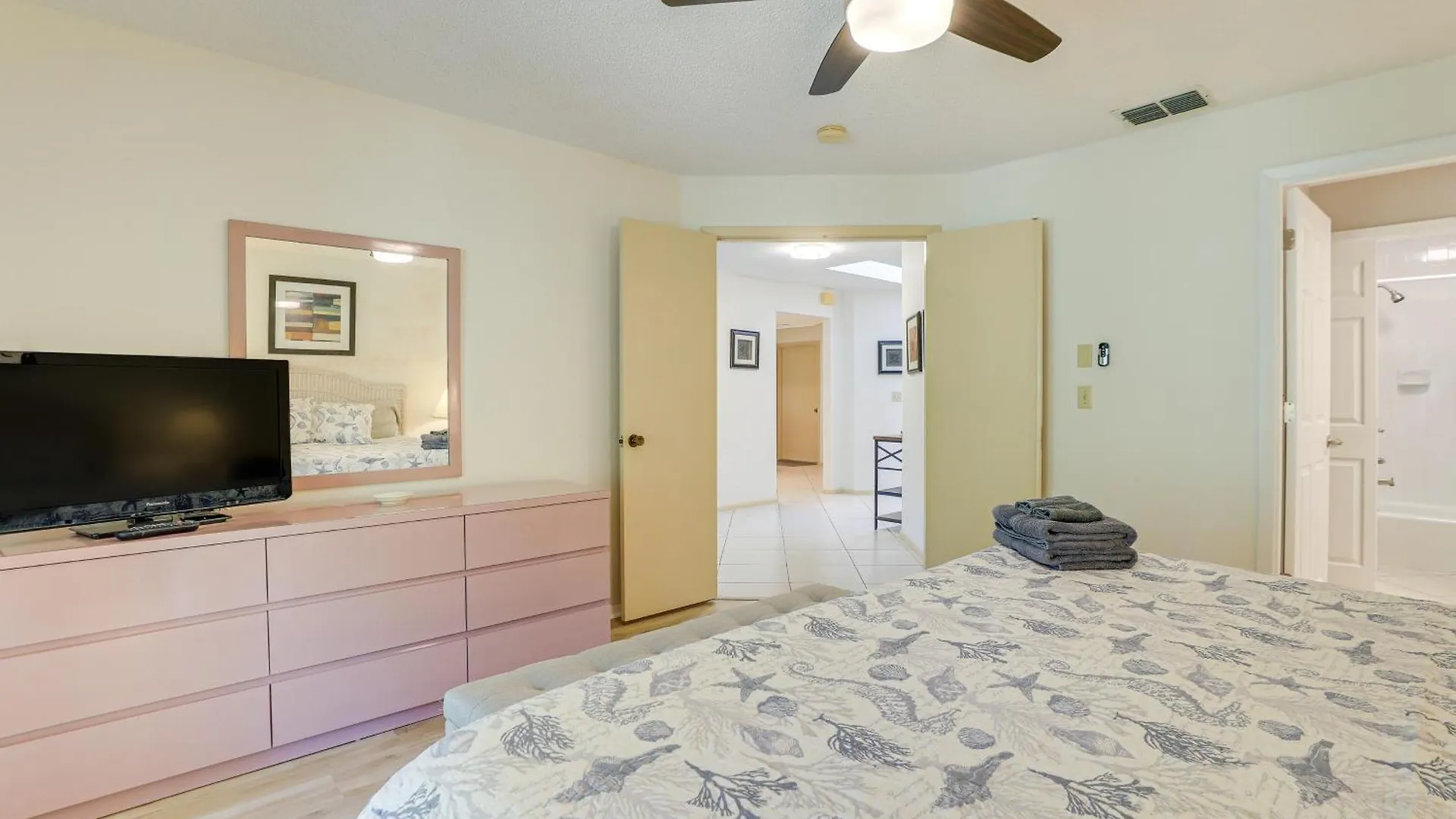 Lanai And Community Pool Access Oasis!