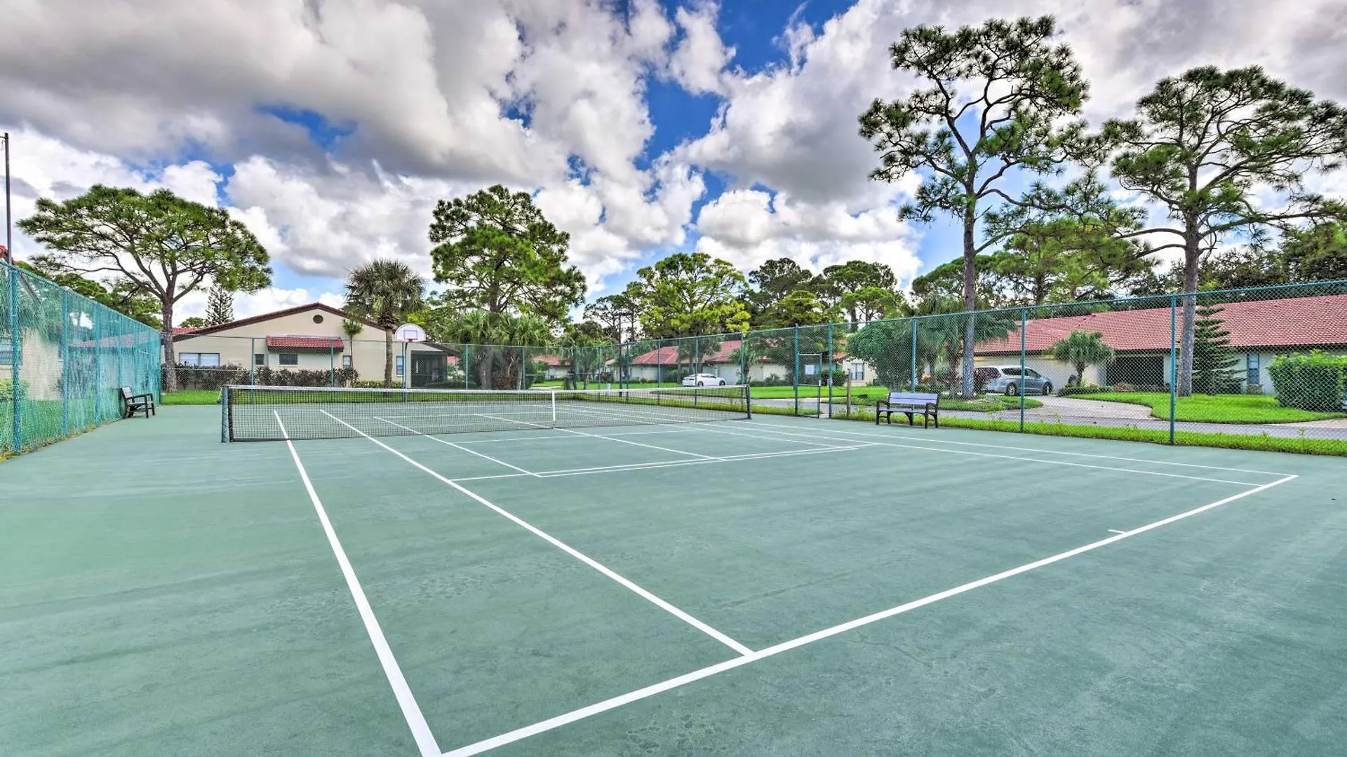 Lanai And Community Pool Access Oasis! Sarasota