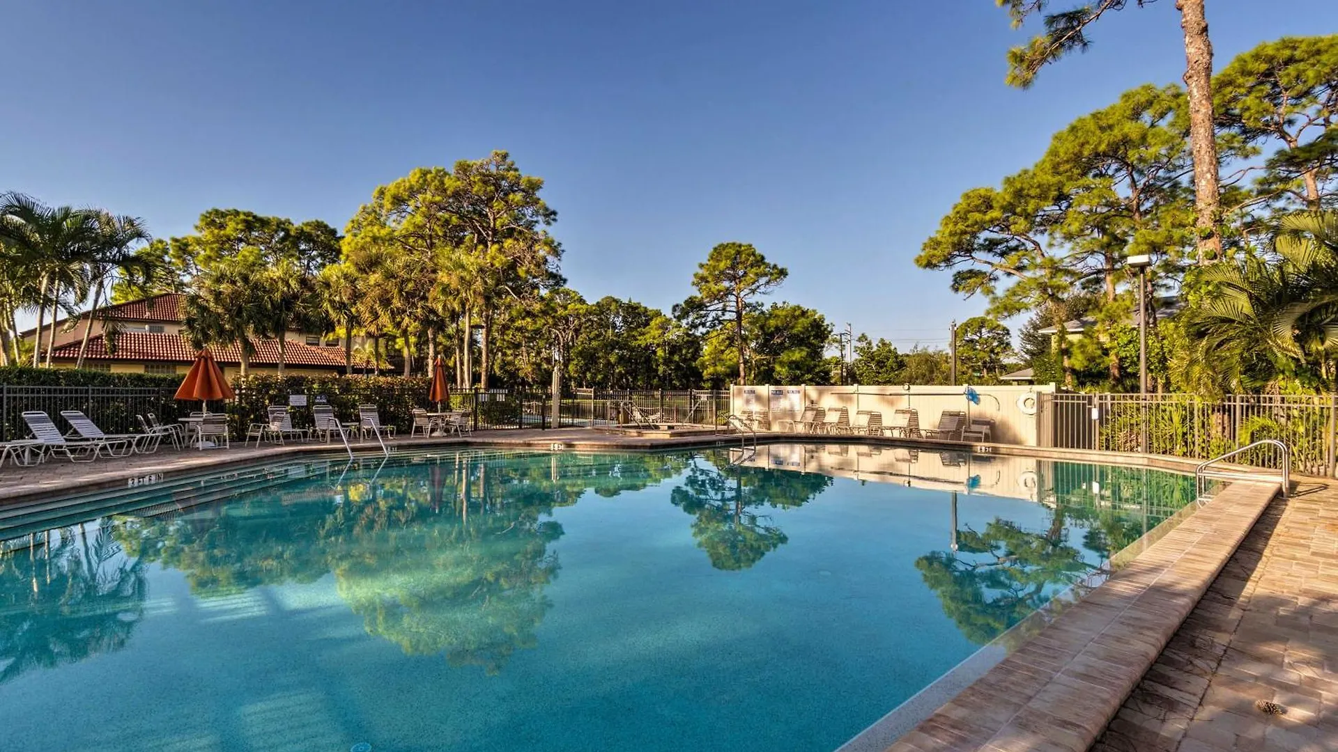 Villa Lanai And Community Pool Access Oasis! *