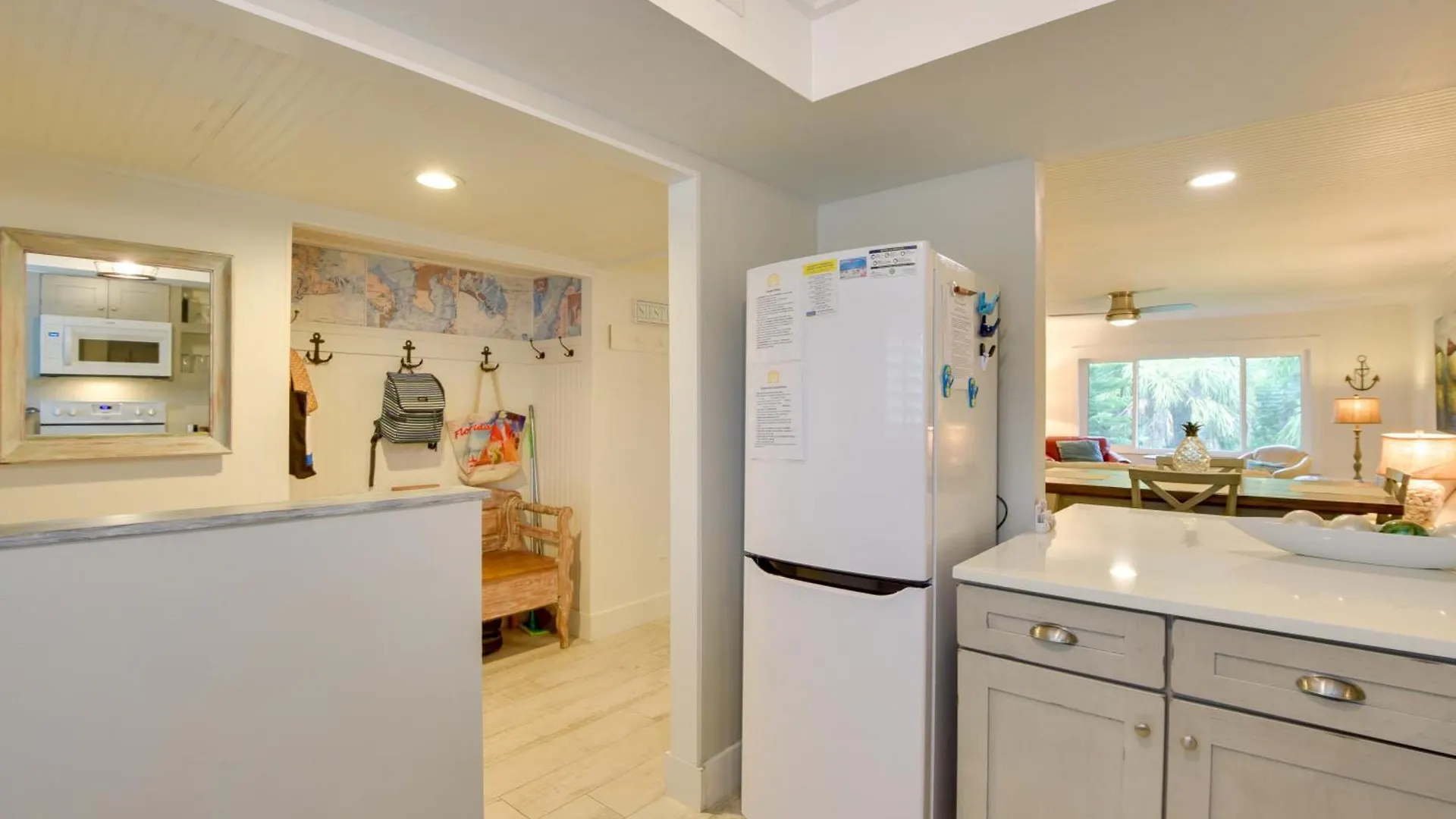 Apartment Siesta Key With Heated Pool Less Than 1 Mi To *