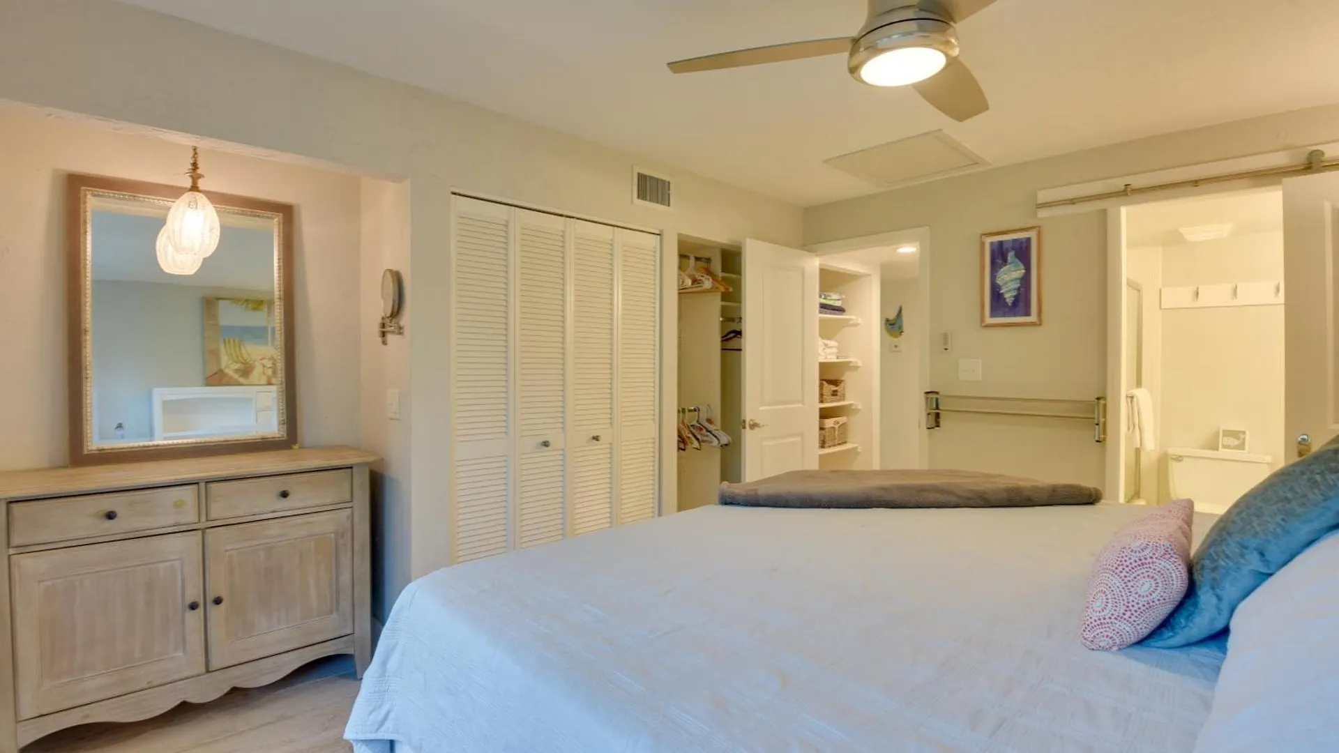 Apartment Siesta Key With Heated Pool Less Than 1 Mi To *