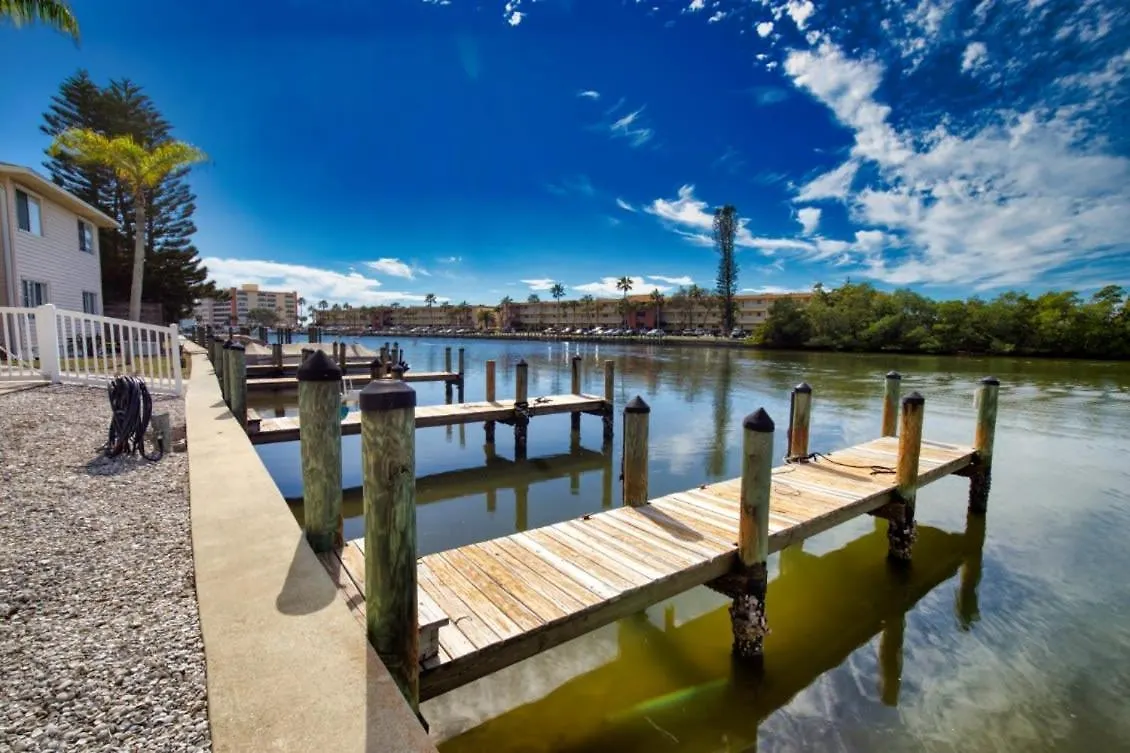 Bayside Escape-condo W Dock Pool And Near * Sarasota
