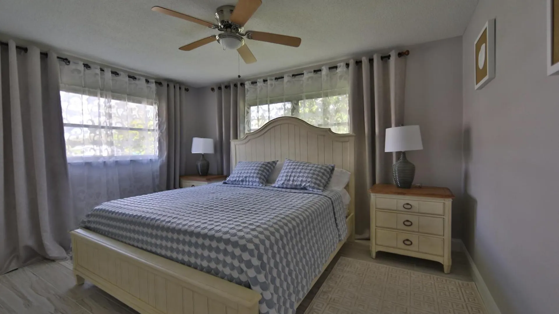 Oceanfront With Sunset Views Of Bay And Heated Pool *