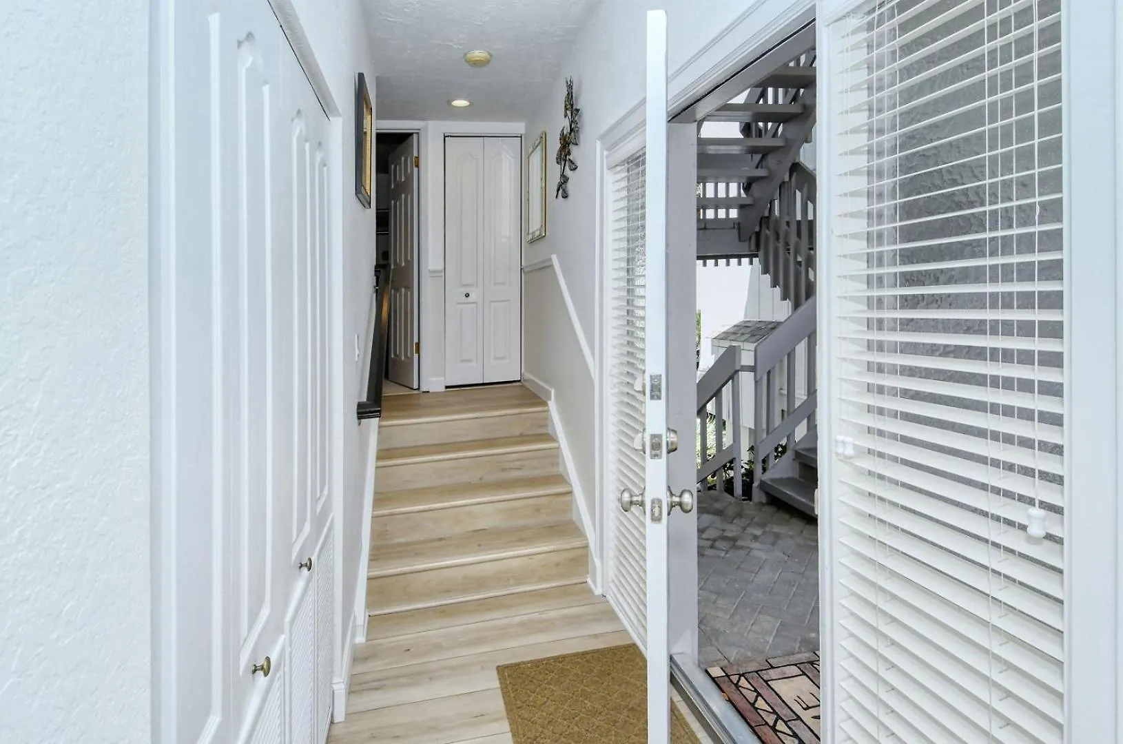 Holiday home 6047 Epw Bright And Spacious Bay Side Retreat *