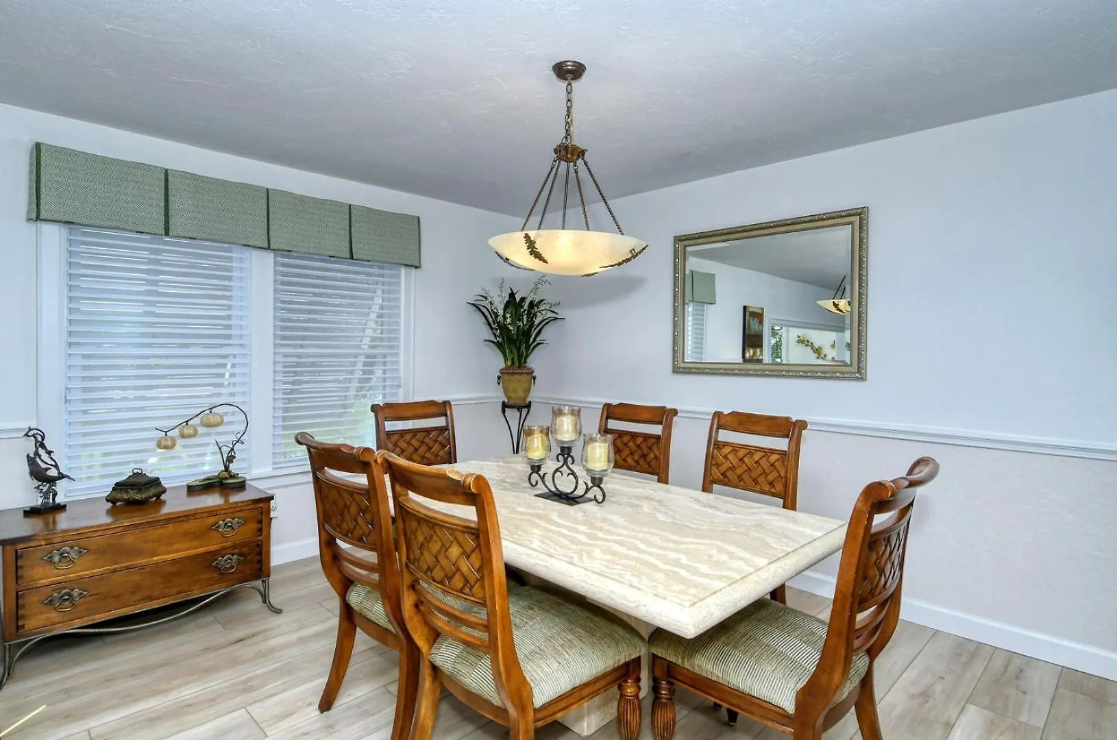 Holiday home 6047 Epw Bright And Spacious Bay Side Retreat *