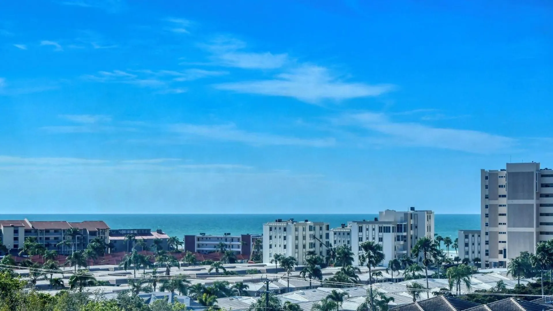 1255-602 Enjoy Seaside Paradise