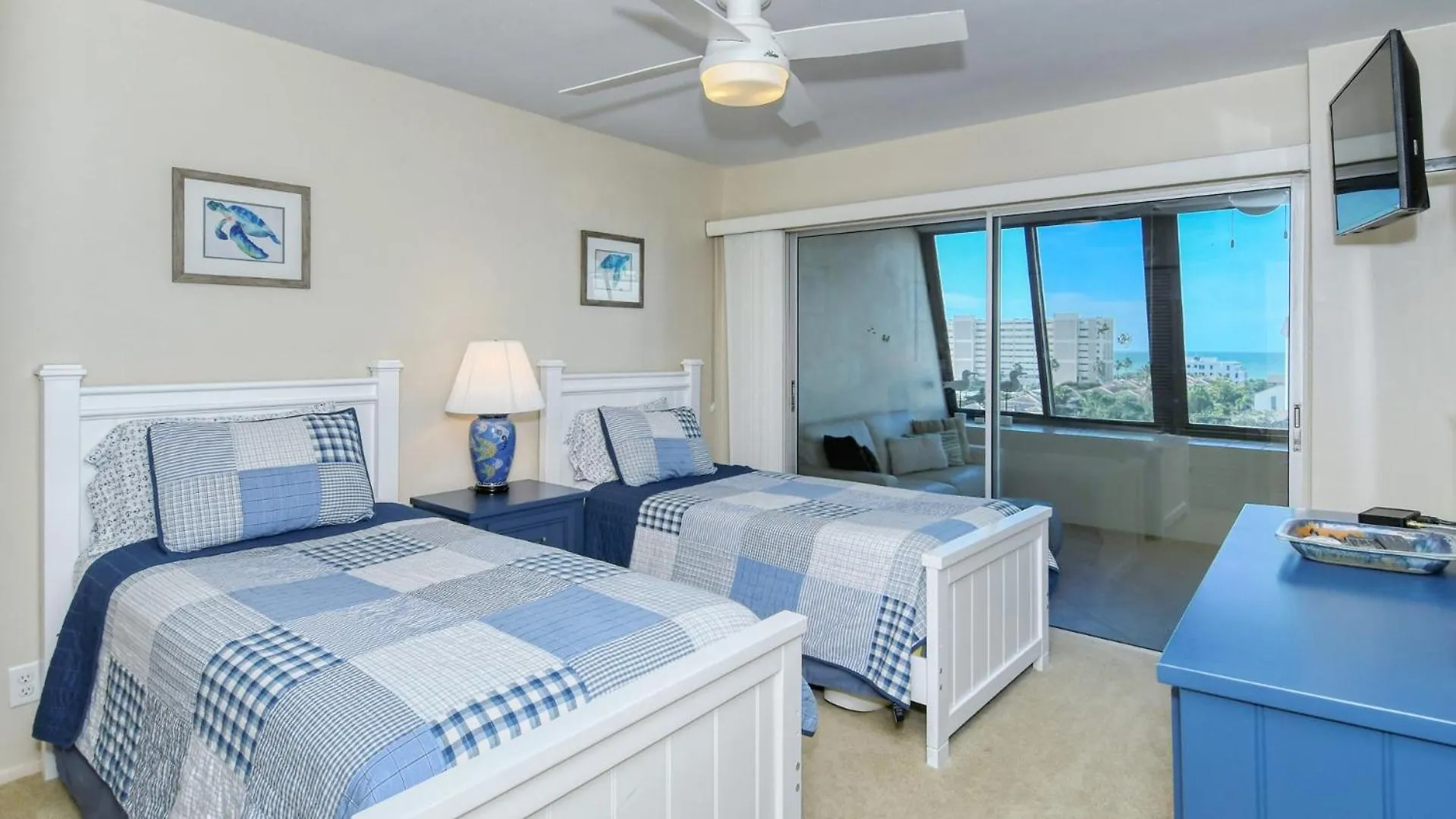 1255-602 Enjoy Seaside Paradise * Sarasota