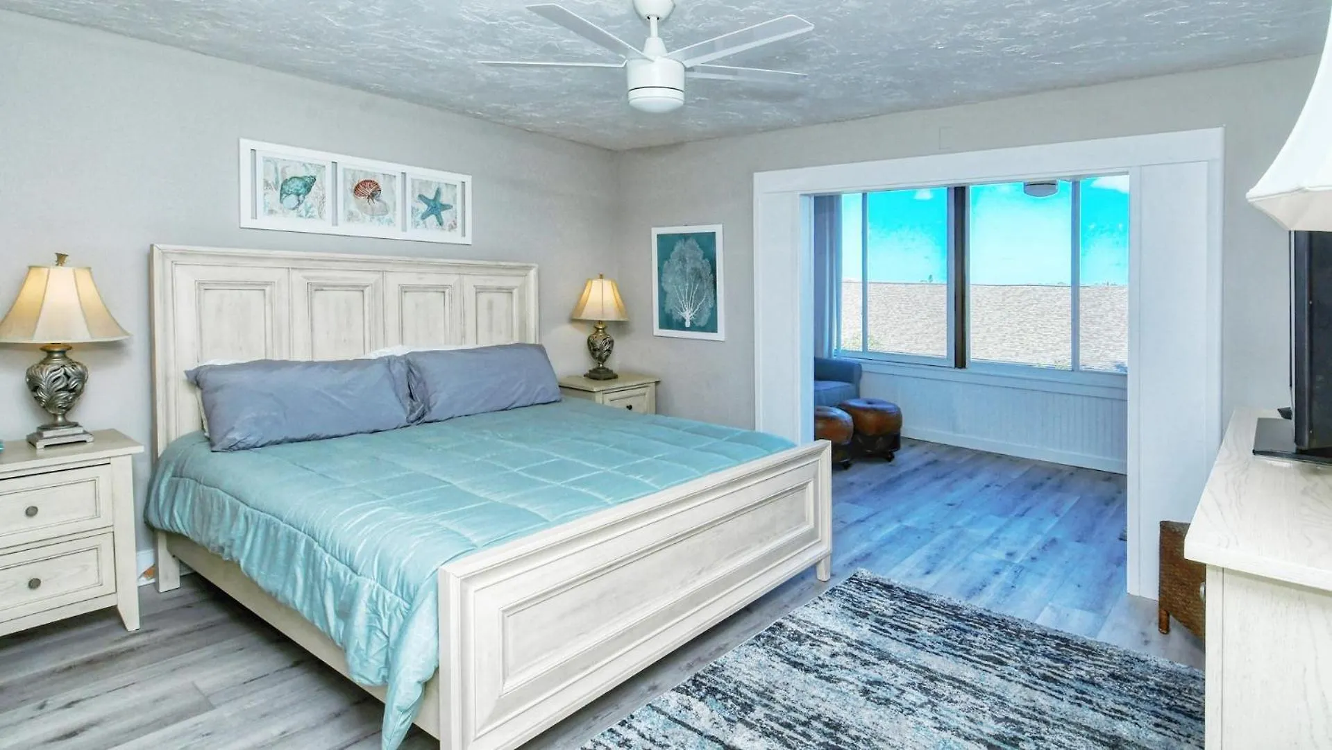 1255-305 Picturesque Garden Views * Sarasota