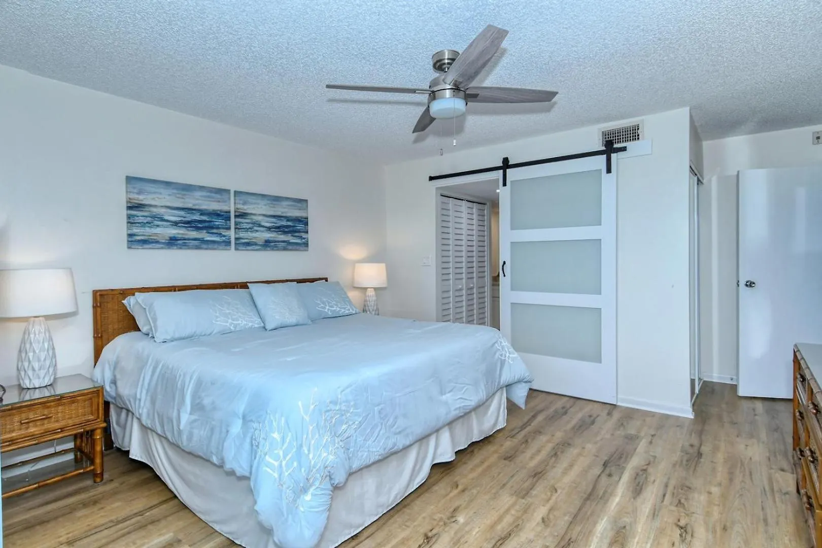 1055-503 Seaside High Rise Haven