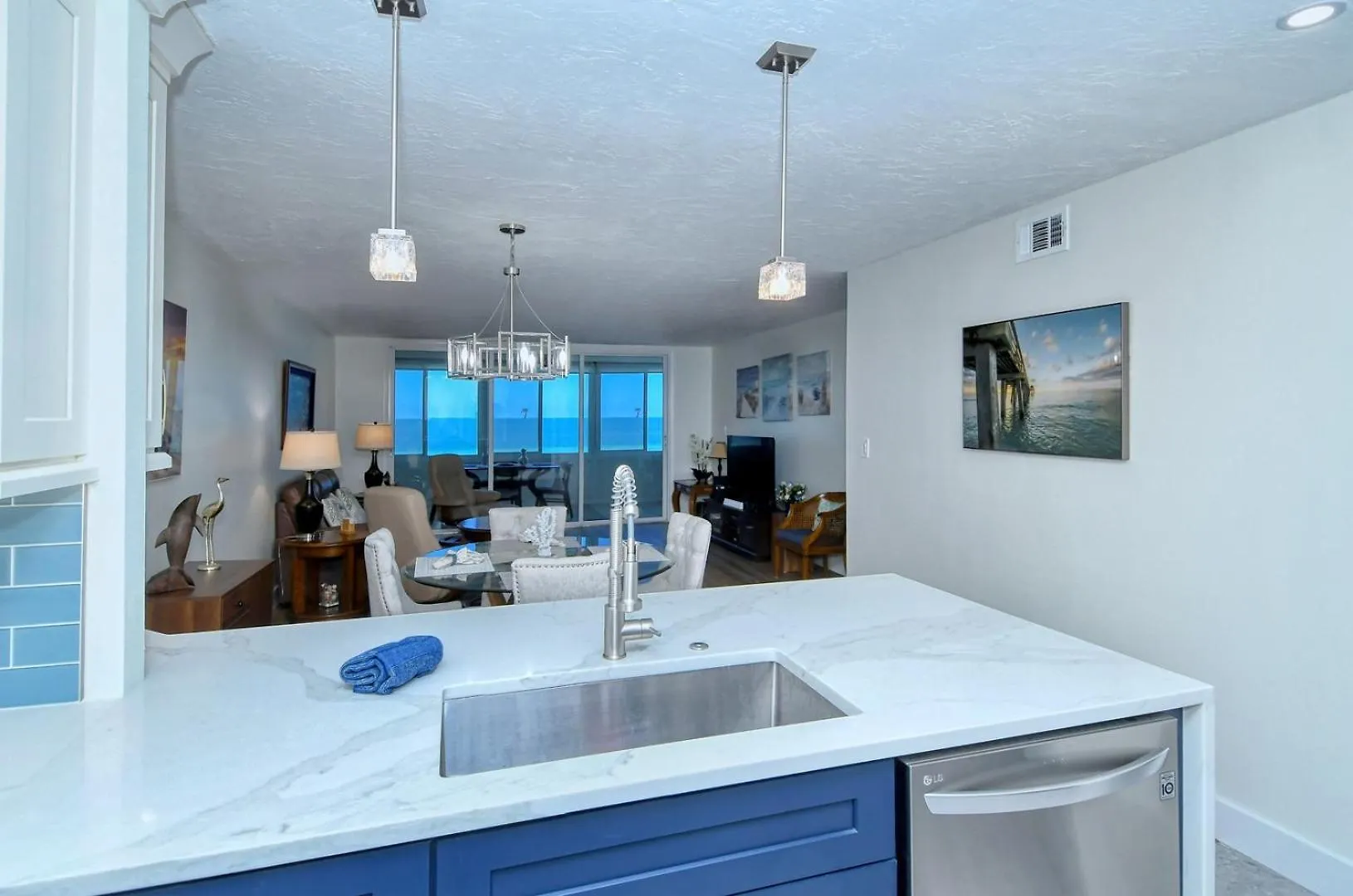 1055-503 Seaside High Rise Haven * Sarasota