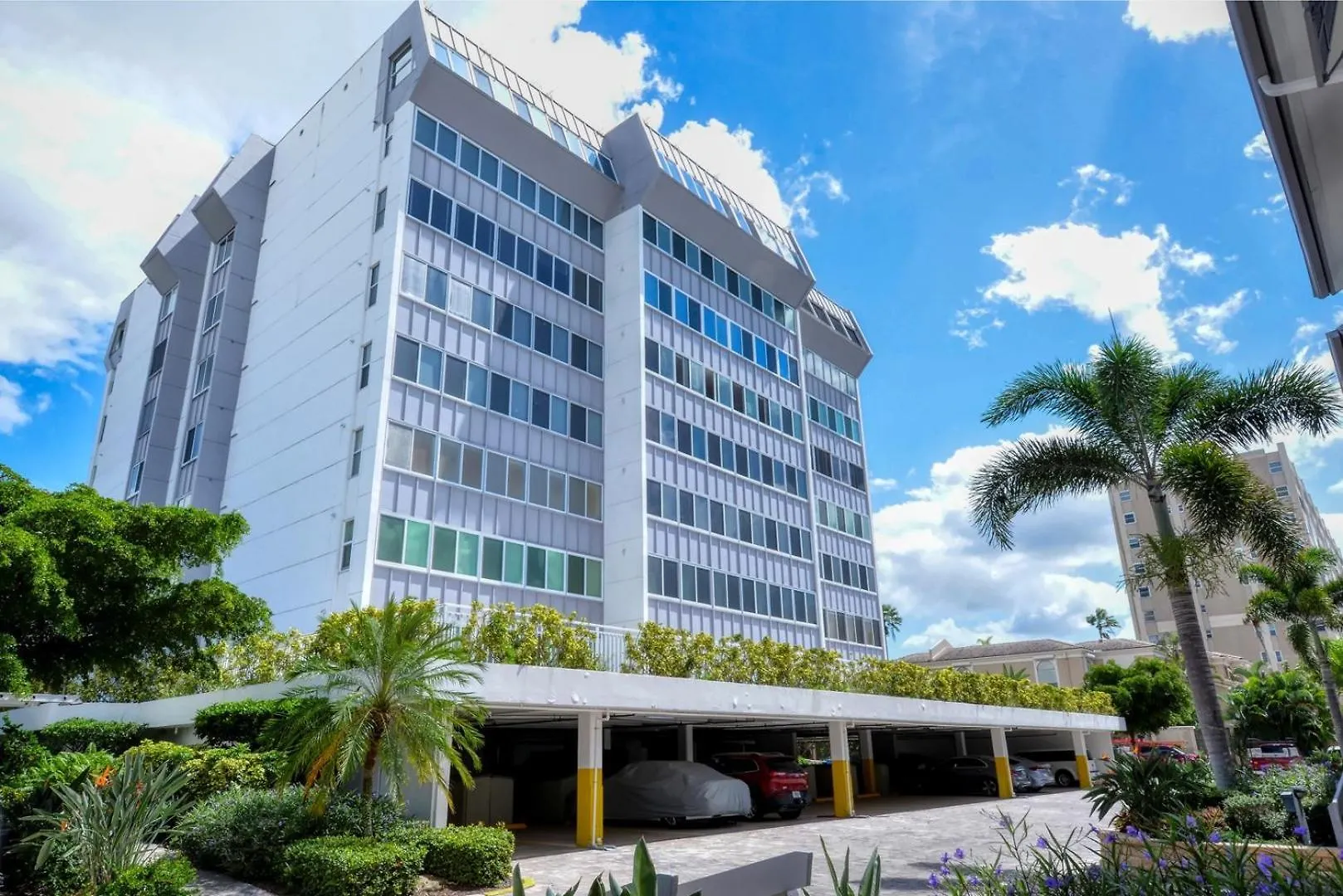 1055-503 Seaside High Rise Haven Holiday home