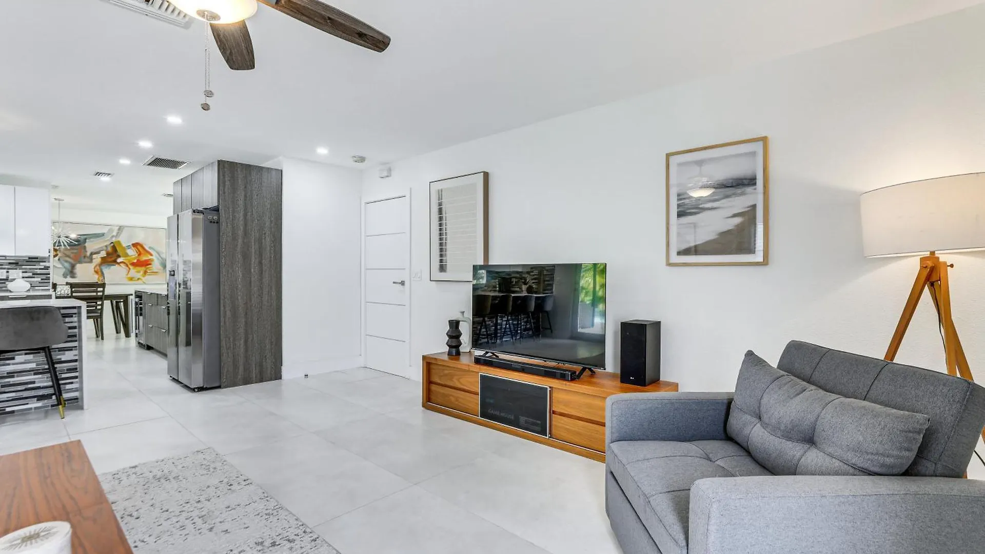 With Private Pool About 10 Mi To Beach! Holiday home Sarasota