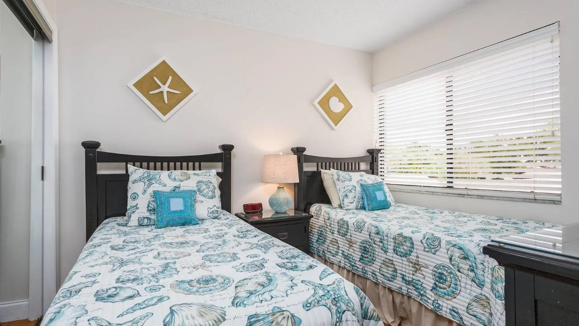 Midnight Cove Ii Bldg 6 2nd Floor Near Pool Holiday home Sarasota