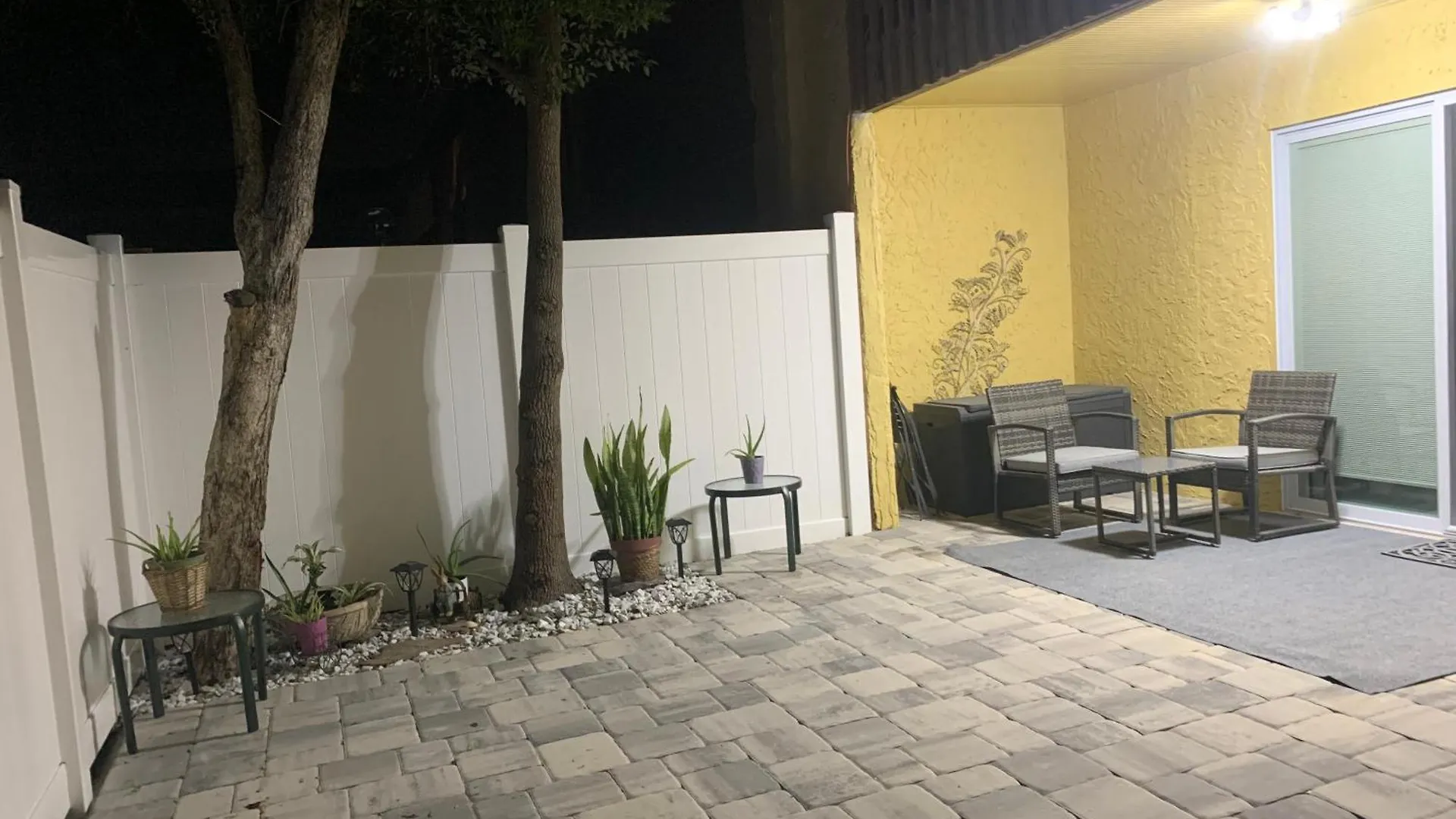 Apartment 3bed 2bath 10 Min To The Siesta