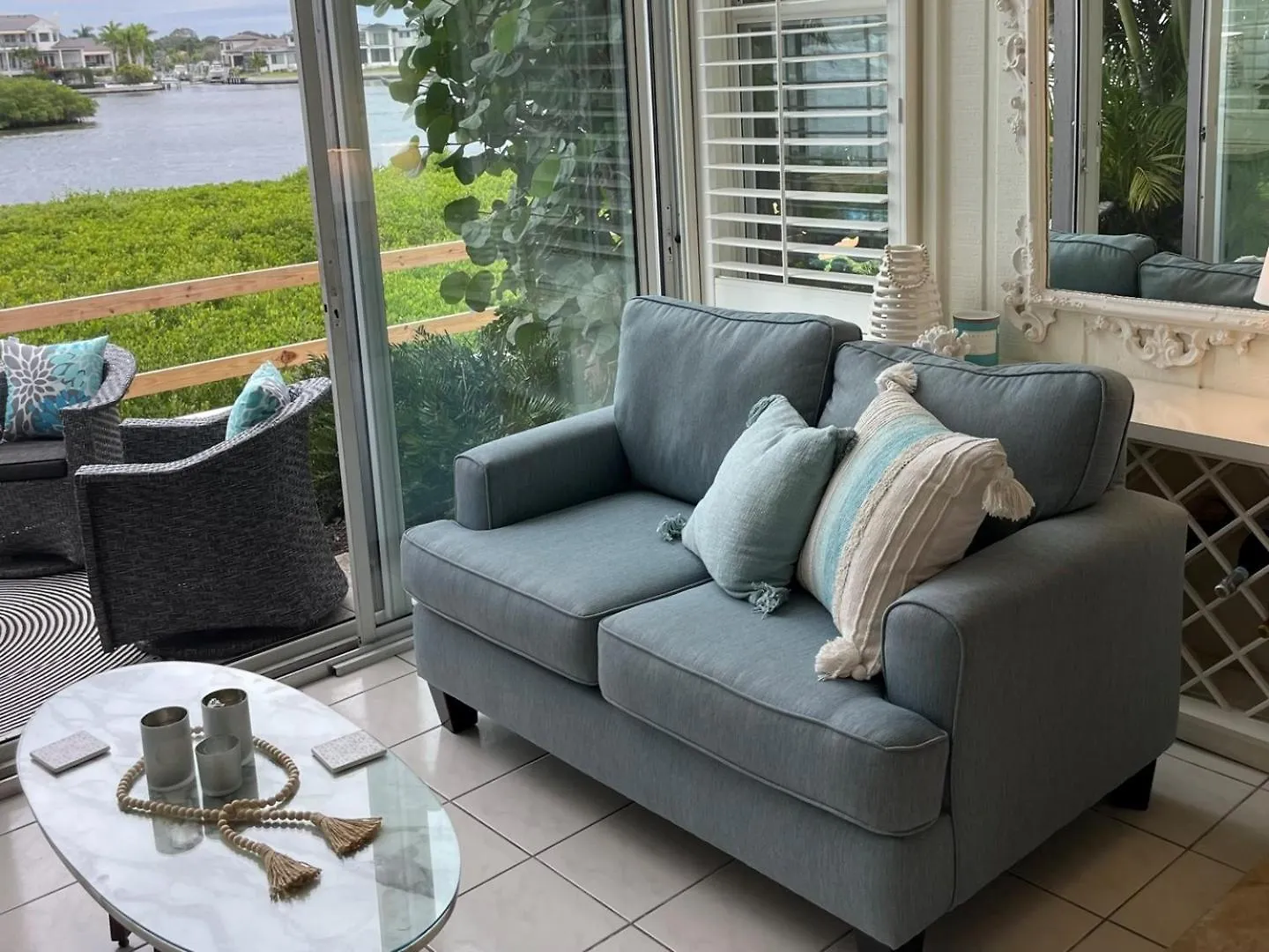 6039 Epw Bright And Airy Coastal Escape Sarasota
