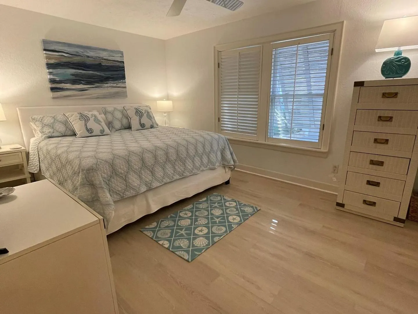 Holiday home 6039 Epw Bright And Airy Coastal Escape