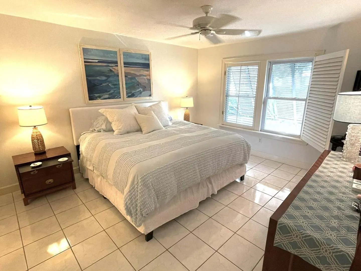 Holiday home 6039 Epw Bright And Airy Coastal Escape *