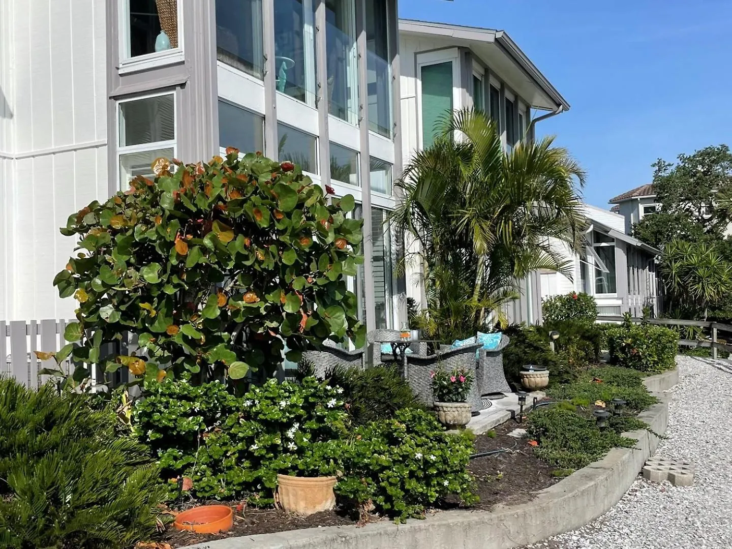 6039 Epw Bright And Airy Coastal Escape *