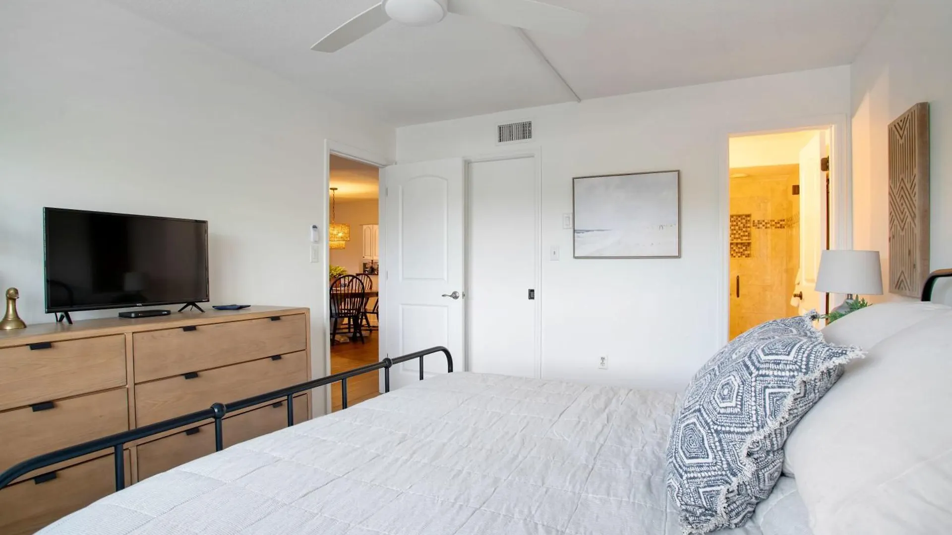 Coastal Paradise Steps To Crescent Apartment Sarasota