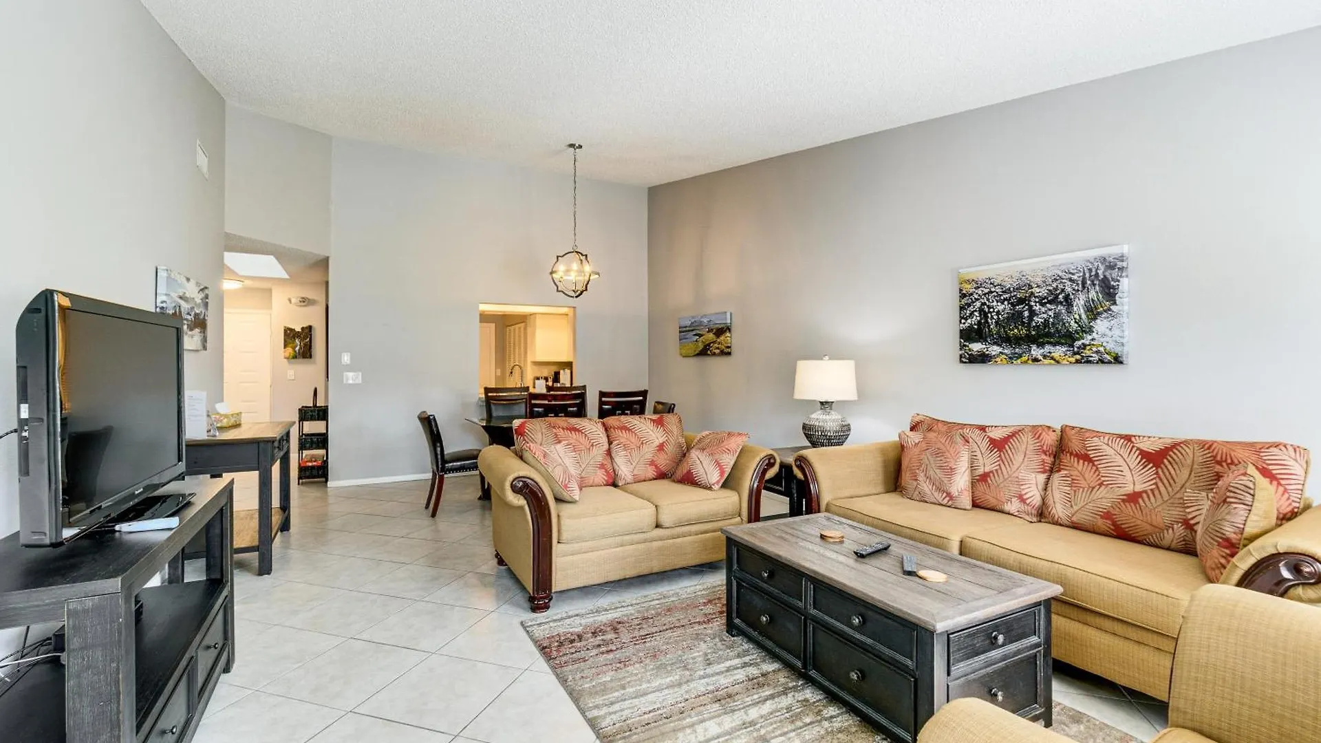 With Pool Access About 4 Mi To Beach!