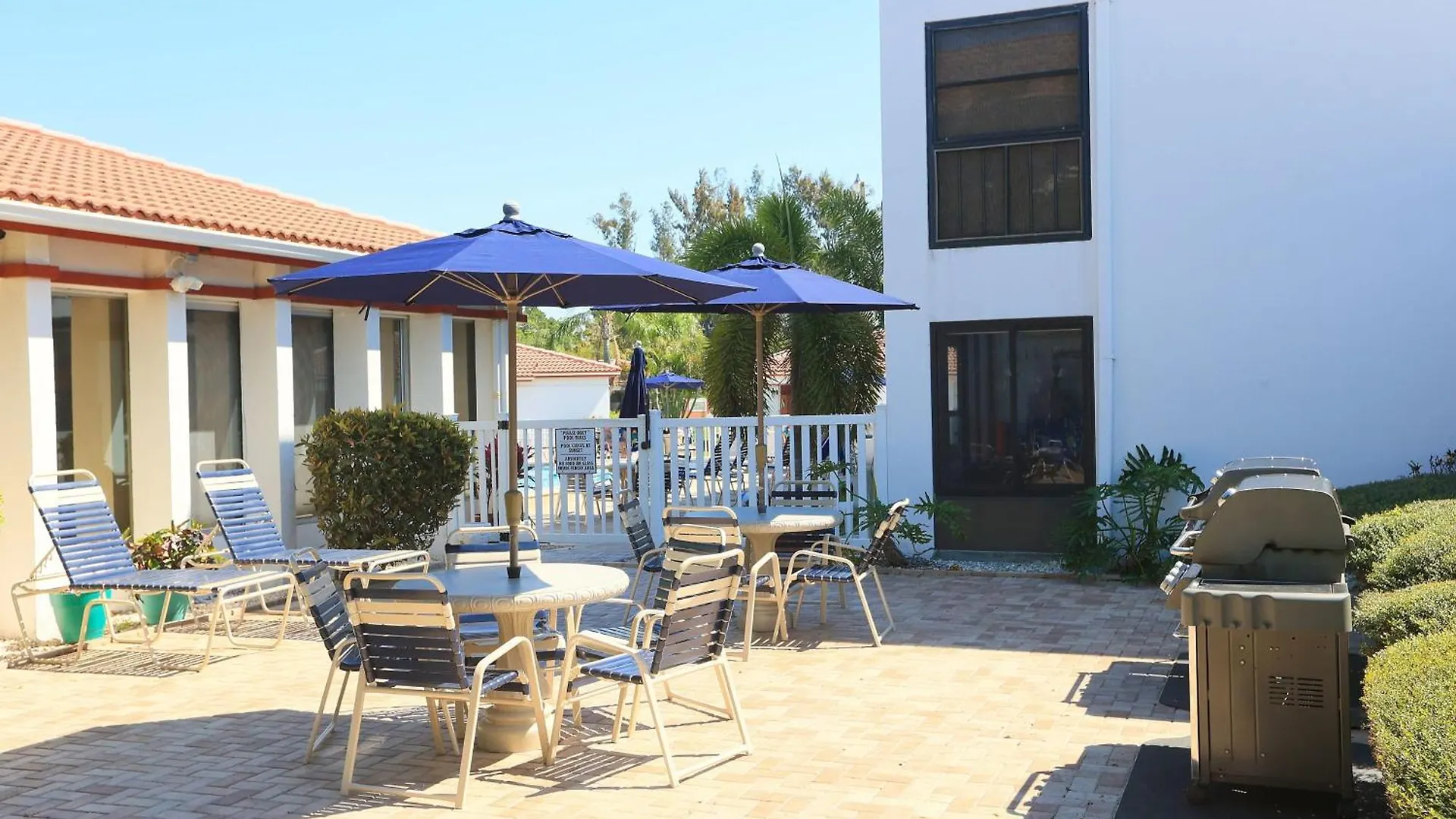 Holiday home Updated With Pool, Walk To Crescent & Restaurants! Sarasota