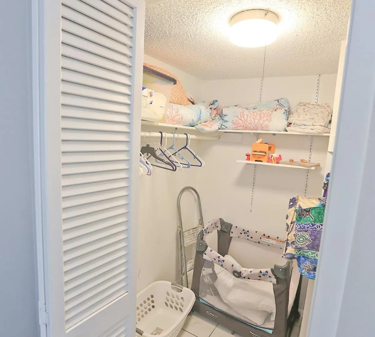 Updated With Pool, Walk To Crescent & Restaurants! Sarasota