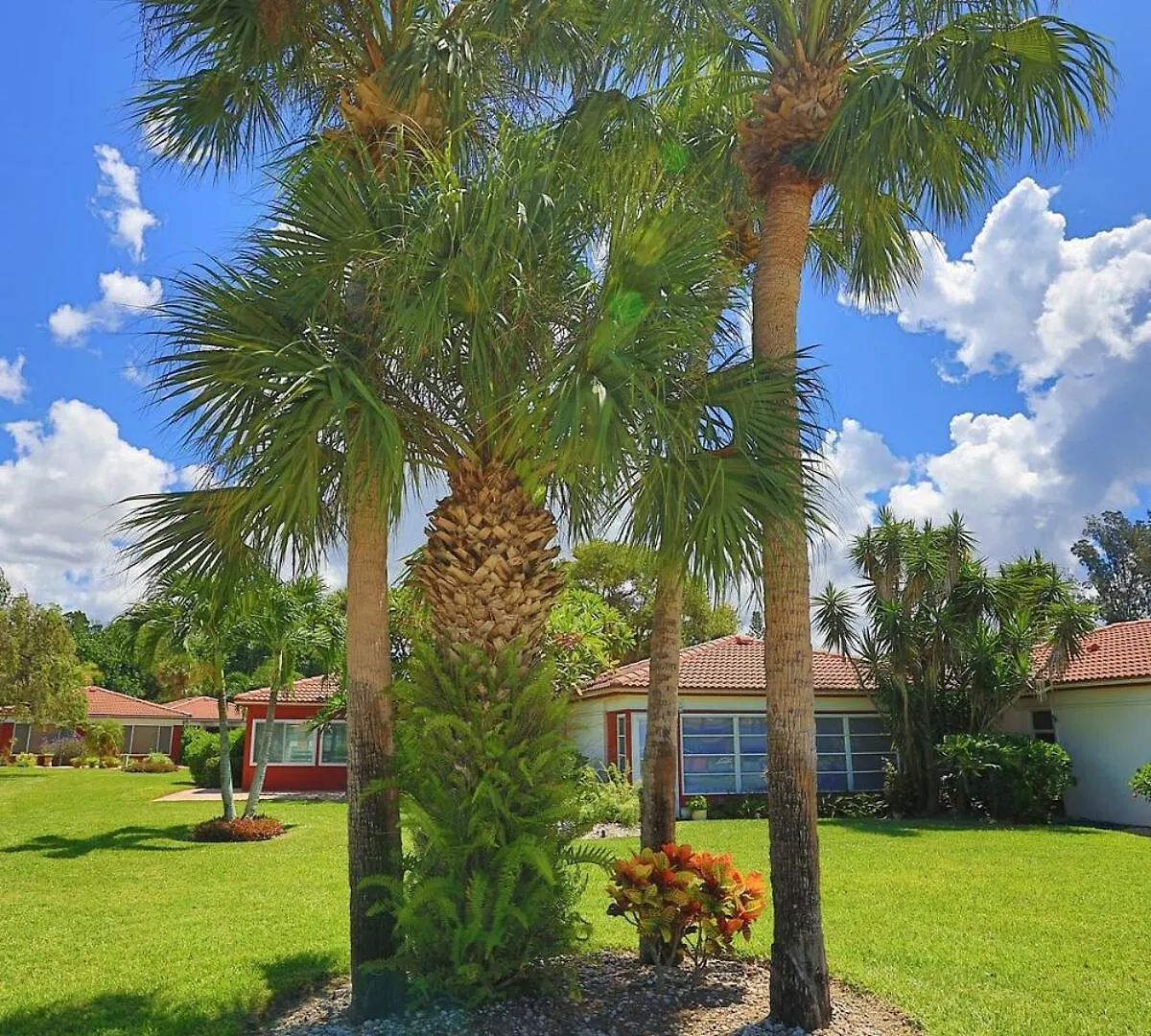 Updated With Pool, Walk To Crescent & Restaurants! *