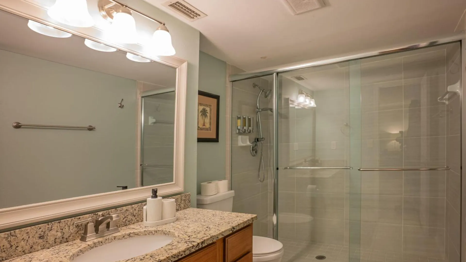 Lovely 3 Bedroom First Floor On Golf Course * Sarasota