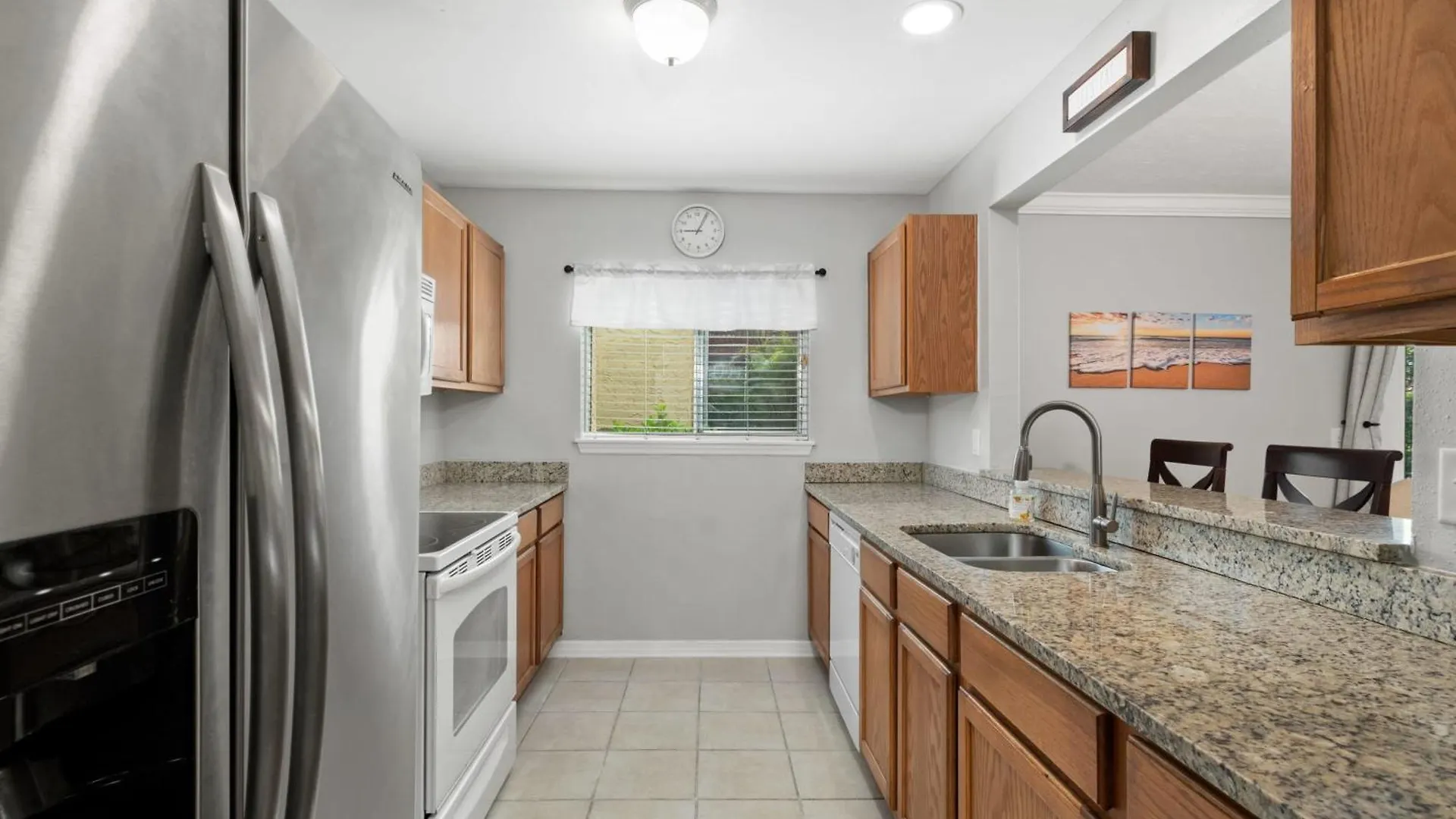 Lovely 3 Bedroom First Floor On Golf Course