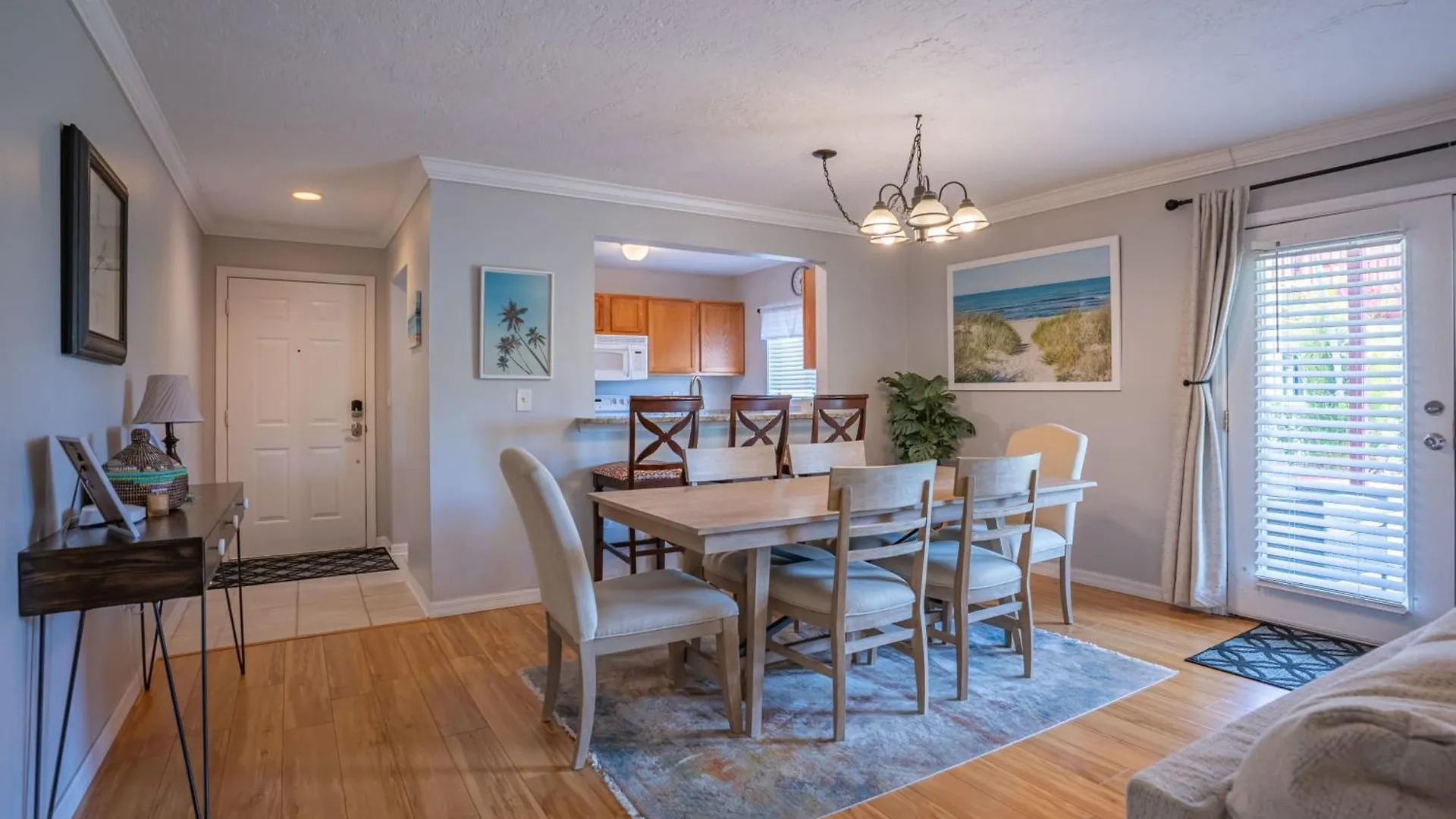Lovely 3 Bedroom First Floor On Golf Course * Sarasota