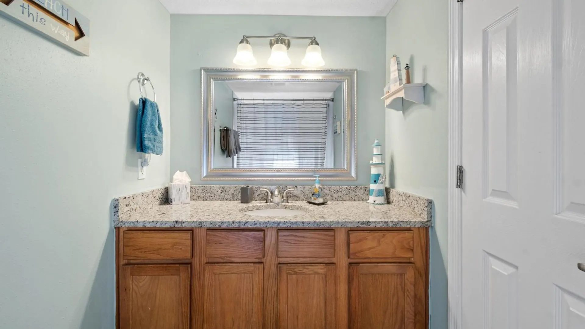 Lovely 3 Bedroom First Floor On Golf Course