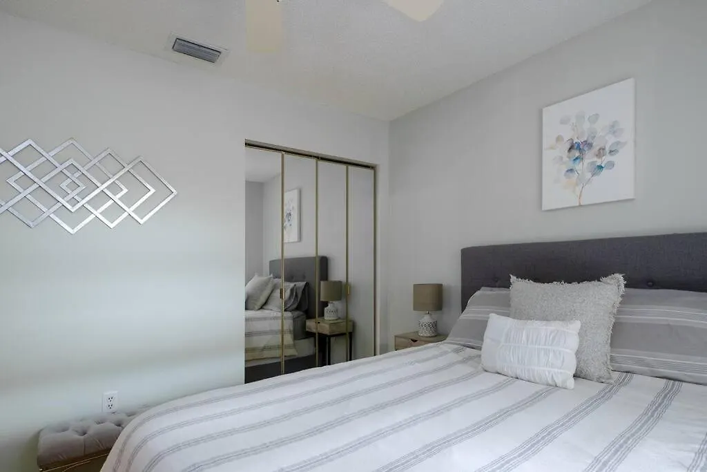 Villa Dollar 755 Sarasota
