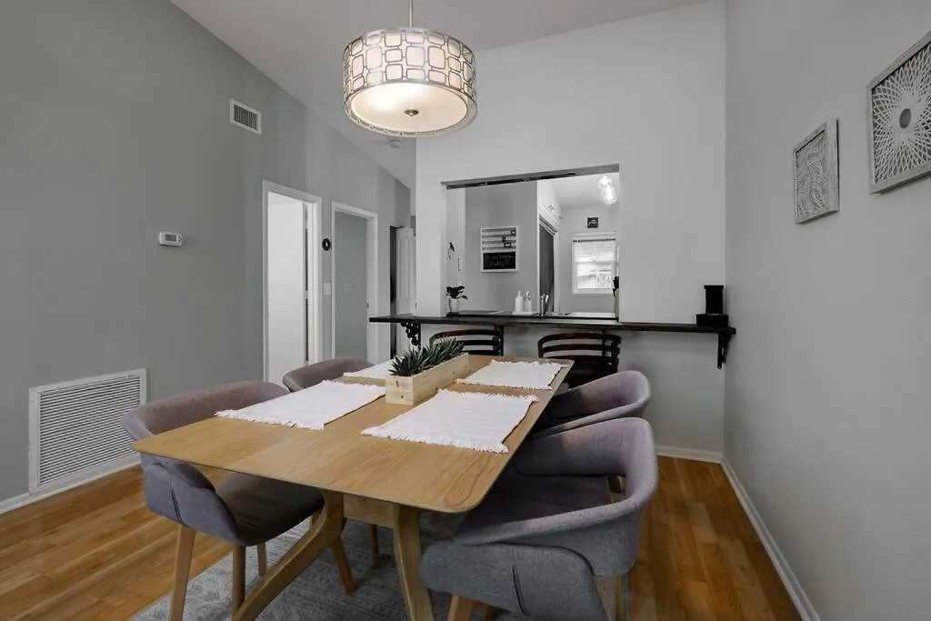 Dollar 755 Villa Sarasota