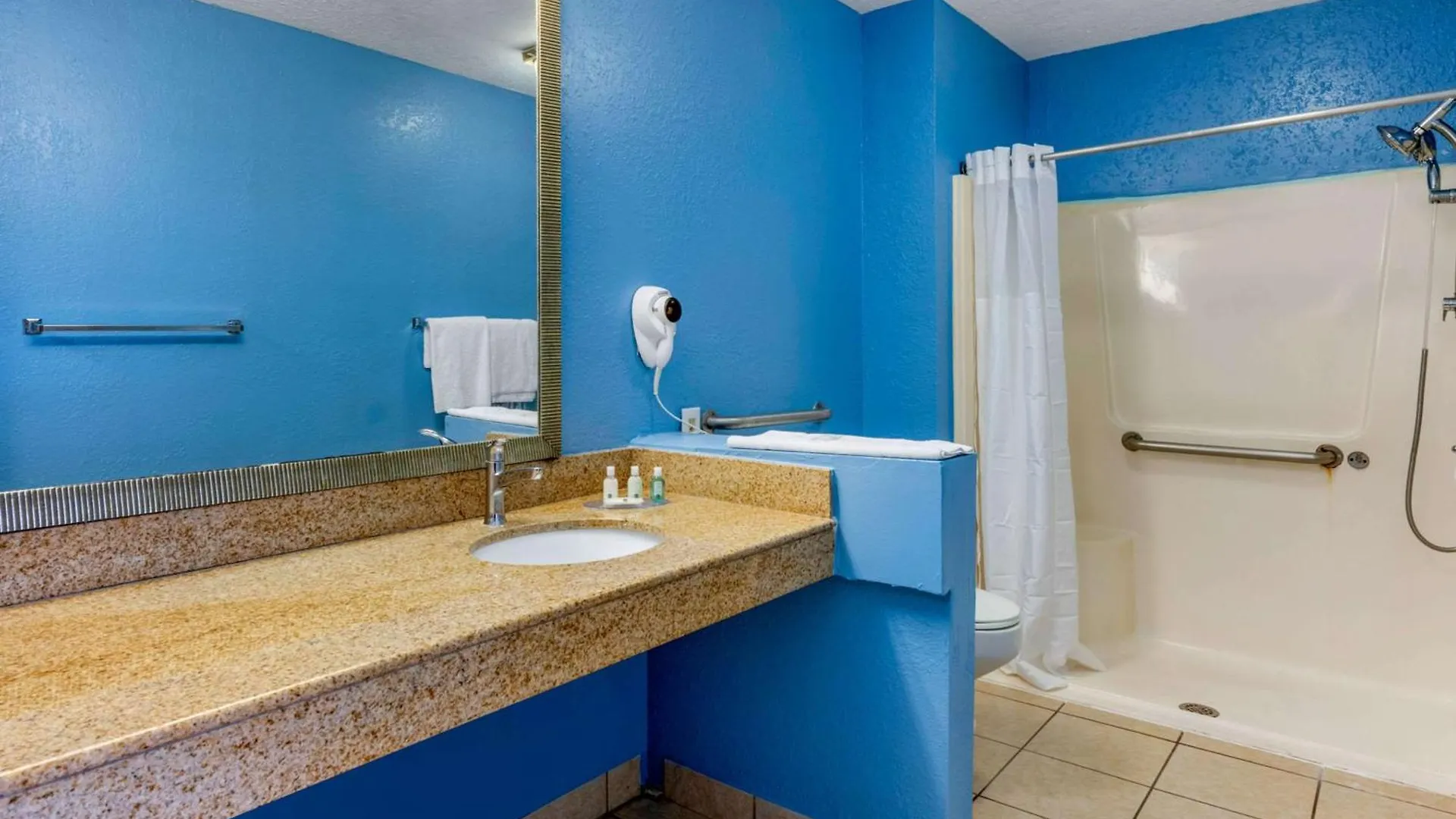Penzion Quality North Near Lido Key