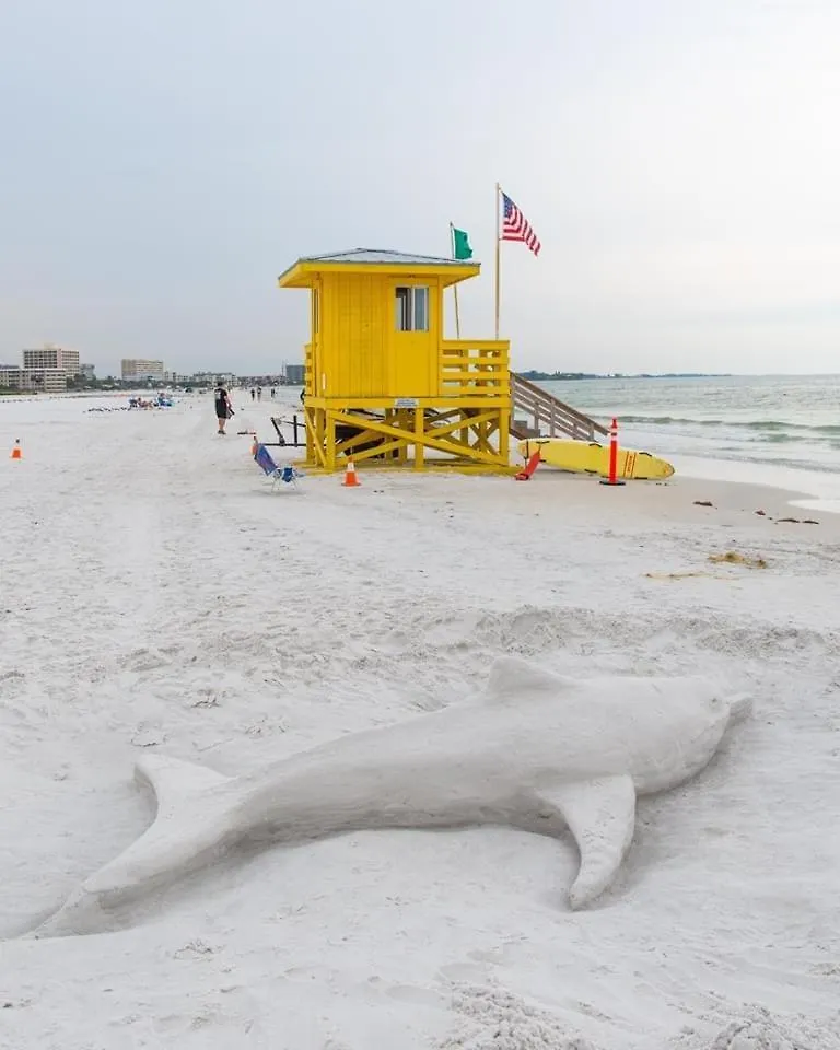Charming Beach Steps To Siesta Beach And Village Shops And Restaurants
