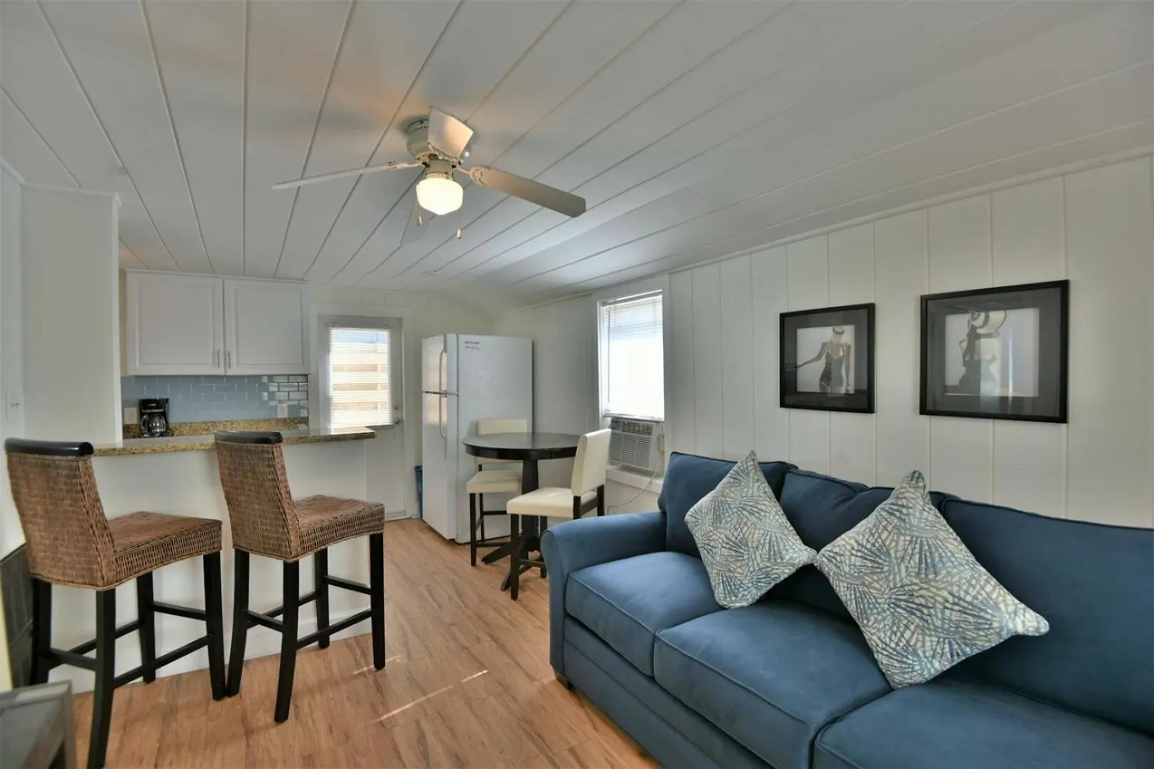 Holiday home Charming Beach Steps To Siesta Beach And Village Shops And Restaurants Sarasota